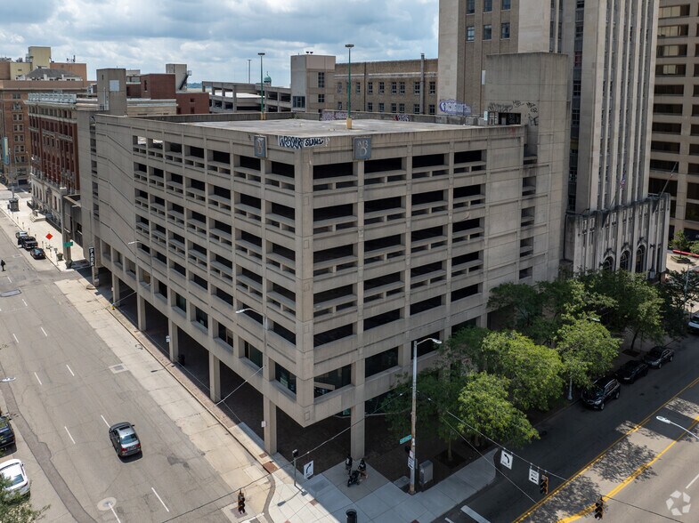 100 W 2nd St, Dayton, OH à vendre - Photo de l’immeuble – Image 3 sur 51