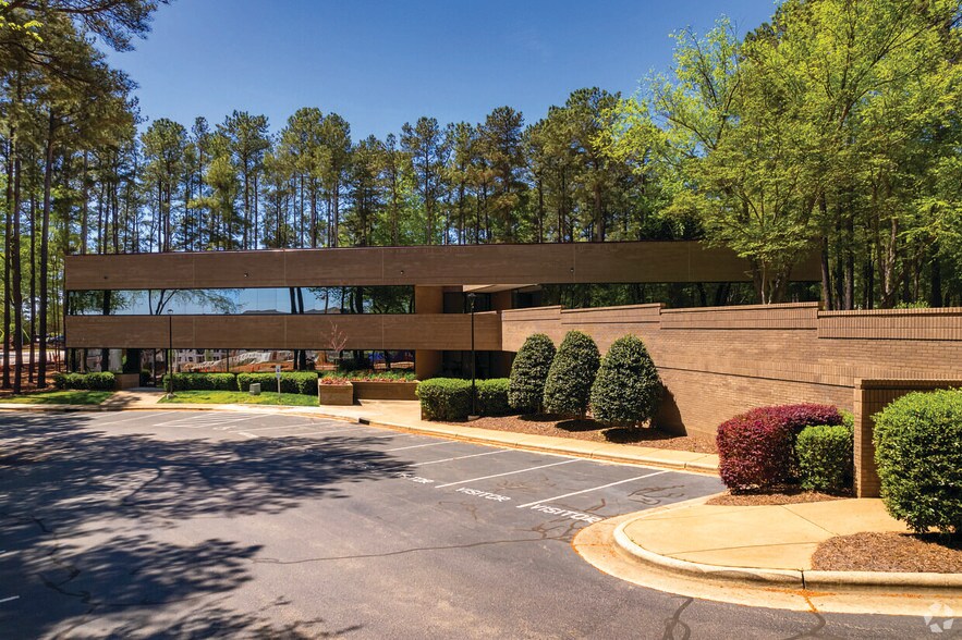 2900 Highwoods Blvd, Raleigh, NC à louer - Photo de l’immeuble – Image 3 sur 5