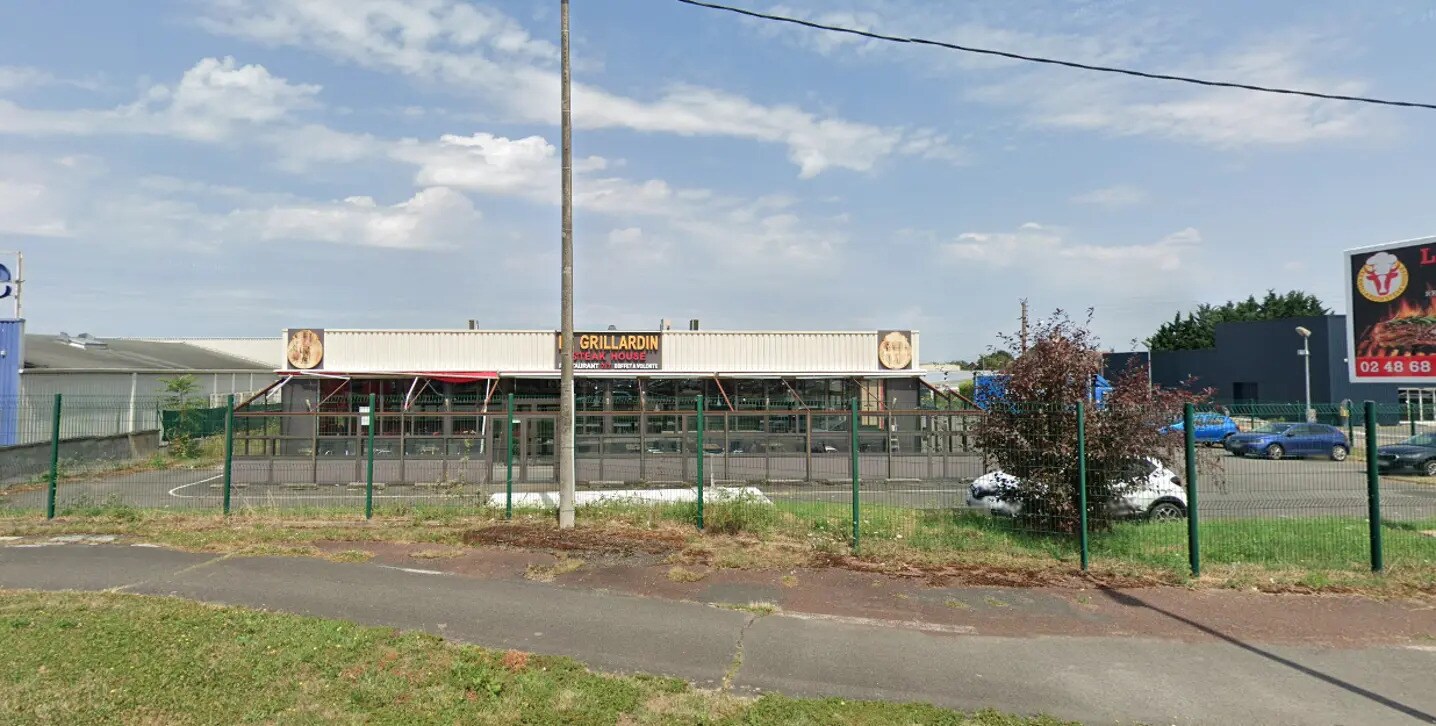 576 Rue Lamartine, Saint-Germain-du-Puy à vendre Photo de l’immeuble– Image 1 sur 5