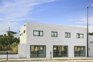 Plus de détails pour 254 NW 36th St, Miami, FL - Local commercial à louer