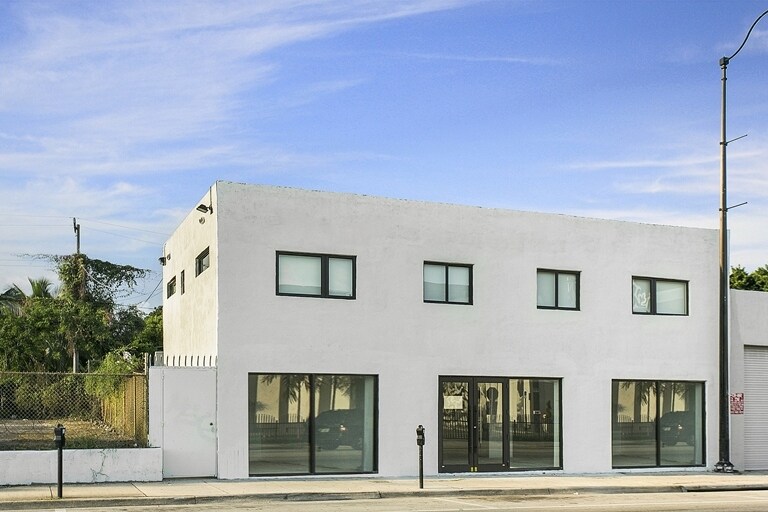 254 NW 36th St, Miami, FL à louer Photo de l’immeuble– Image 1 sur 5