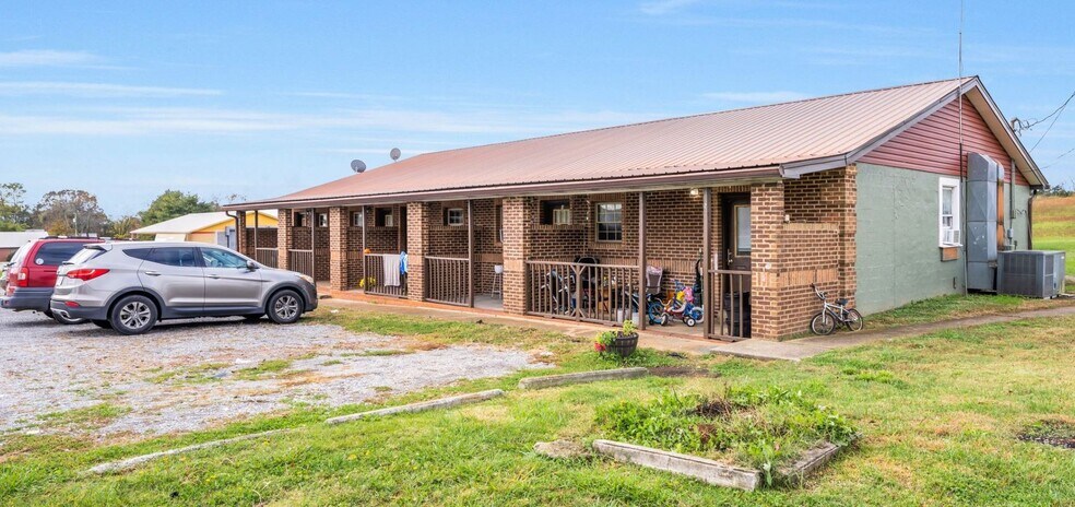 27 Unit - Middle Tennessee Portfolio portefeuille de 4 biens à vendre sur LoopNet.fr - Photo de l’immeuble – Image 1 sur 15