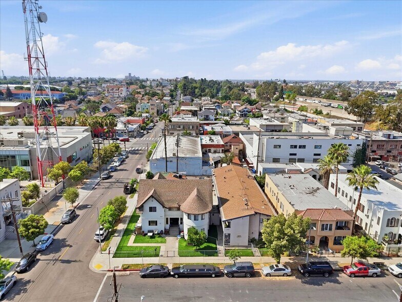 117 N St Louis St, Los Angeles, CA à vendre - Photo de l’immeuble – Image 2 sur 15