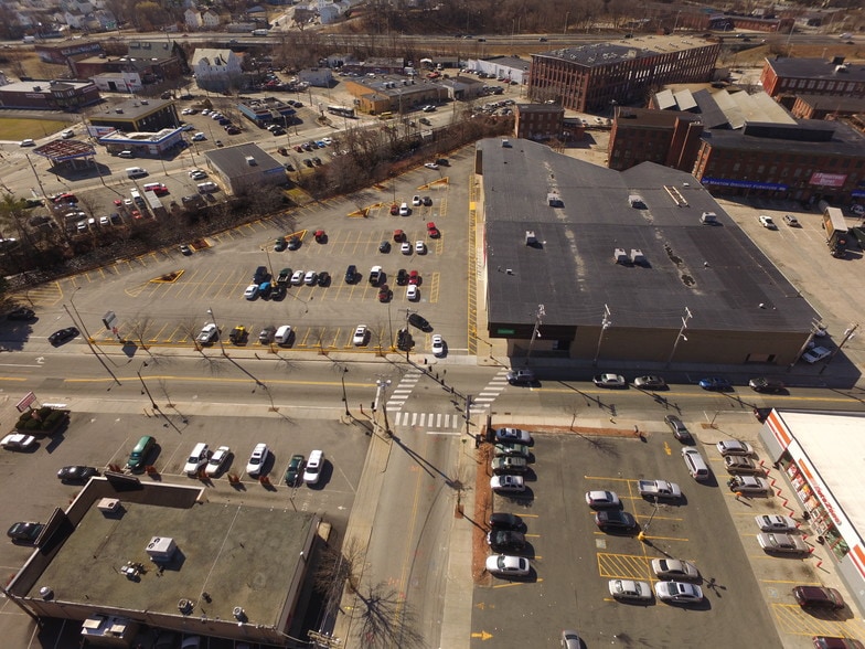 80 Manton Ave, Providence, RI à louer - Aérien – Image 2 sur 13