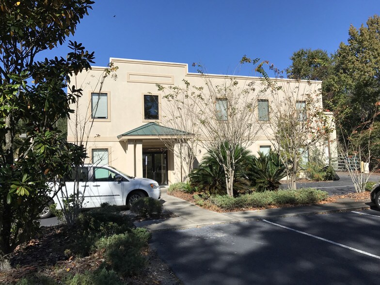 20 Cardinal Rd, Hilton Head Island, SC à vendre - Photo principale – Image 1 sur 6