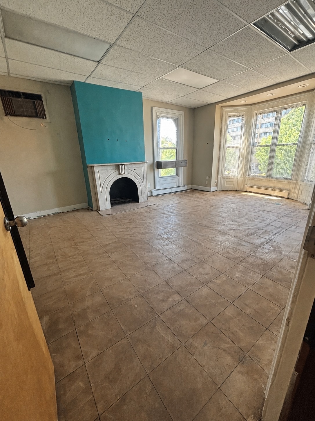 82 Clinton Ave, Newark, NJ à louer Photo intérieure– Image 1 sur 7