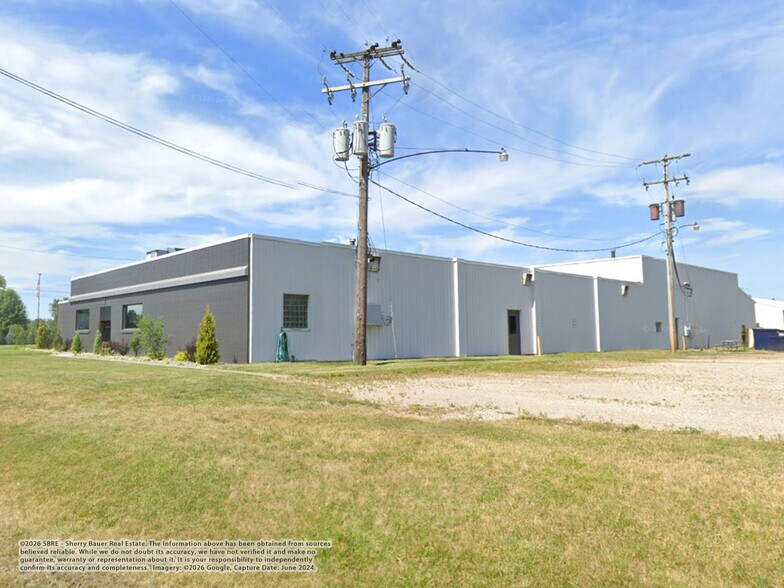 2505 Avonia Rd, Fairview, PA à louer - Photo de l’immeuble – Image 3 sur 44