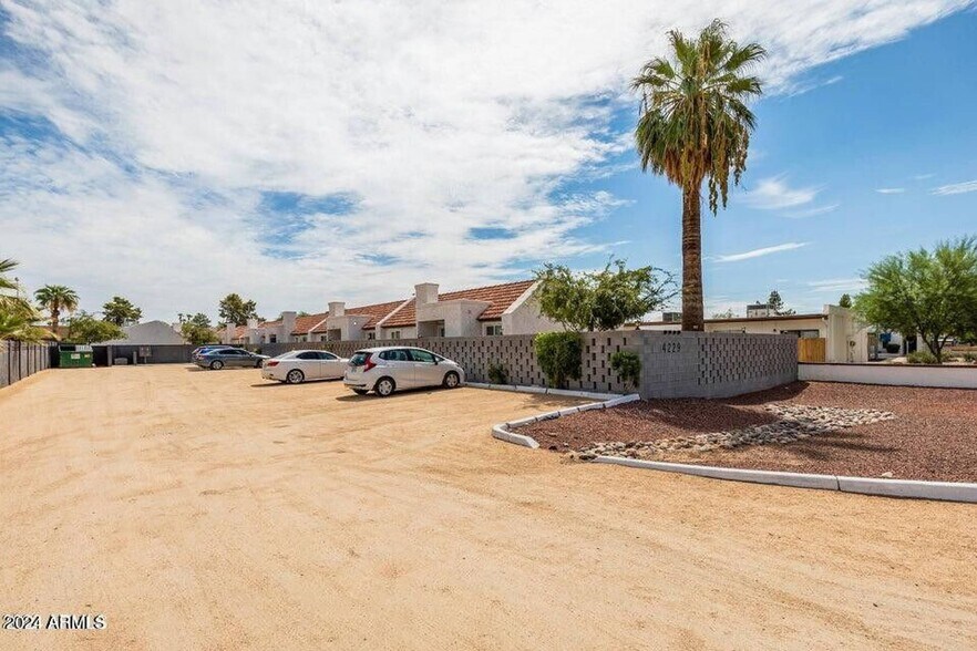 4229 N 17th St, Phoenix, AZ à vendre - Photo de l’immeuble – Image 3 sur 22