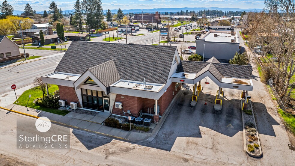 1015 9th St W, Columbia Falls, MT à louer - Photo de l’immeuble – Image 3 sur 20