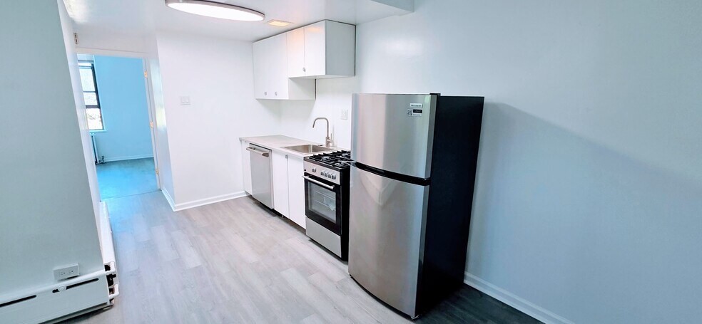 659 Maryland Ave, Pittsburgh, PA à vendre - Photo intérieure – Image 2 sur 36