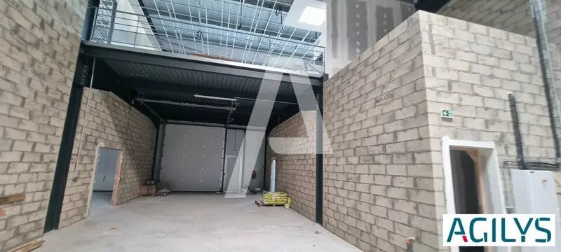 Local d'activités dans Moissy-Cramayel à vendre - Photo intérieure – Image 3 sur 11