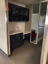 5945-5955 Airport Rd, Mississauga, ON à louer Photo intérieure– Image 2 sur 4