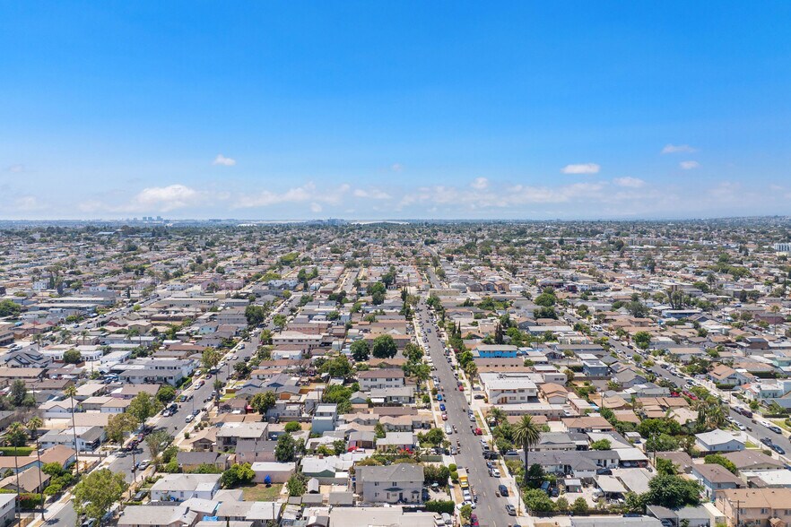 1220 W 91st St, Los Angeles, CA à vendre - Photo de l’immeuble – Image 2 sur 15