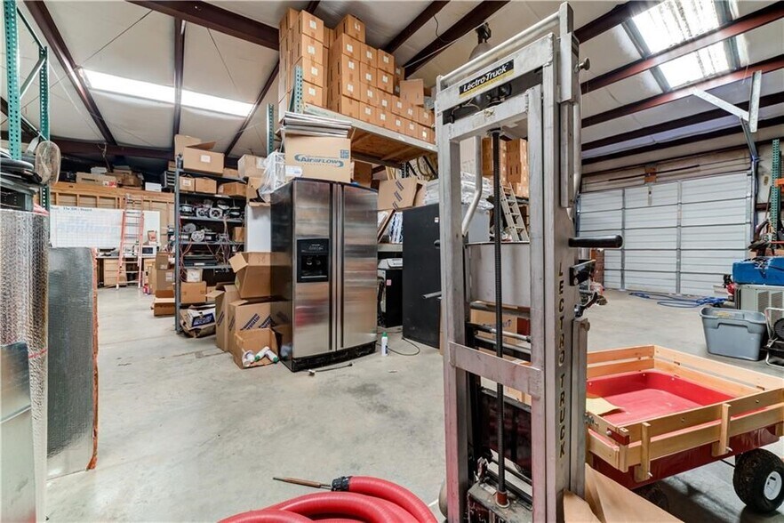 2522 Business Dr, Cumming, GA à vendre - Photo de l’immeuble – Image 2 sur 7