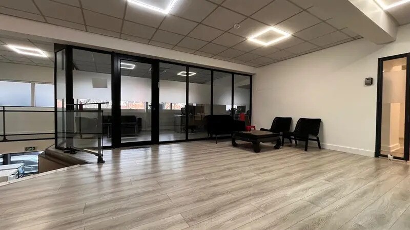 100 Avenue Du Général Leclerc, Pantin à louer Photo de l’immeuble– Image 1 sur 5