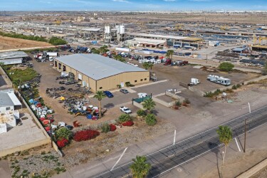 5240 S 43rd Ave, Phoenix, AZ à louer - Photo de l’immeuble – Image 2 sur 9
