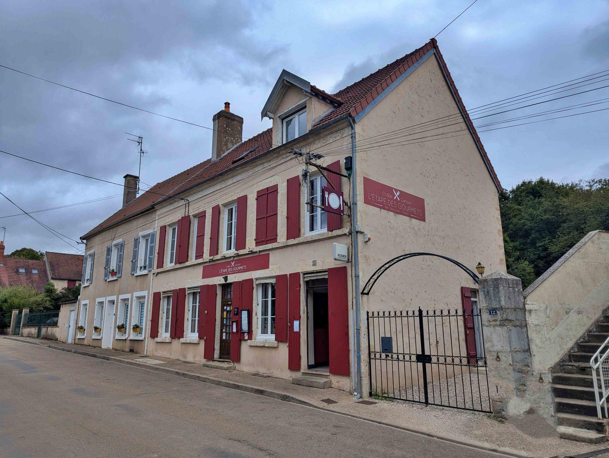 12 Avenue De La Gare, Châtel-Censoir à vendre Photo principale– Image 1 sur 4