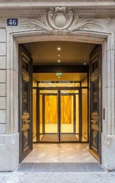 46 Rue De Lille, Paris à vendre - Hall d’entrée – Image 2 sur 9
