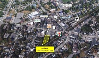 Plus de détails pour 26-28 W Central St, Franklin, MA - Terrain à louer