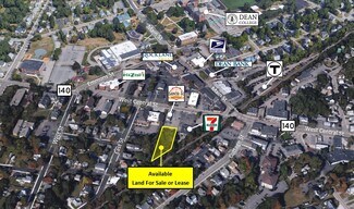 Plus de détails pour 26-28 W Central St, Franklin, MA - Terrain à louer
