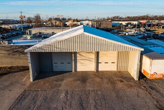 Plus de détails pour 1301 Fabricon Blvd, Jeffersonville, IN - Local d'activités à louer