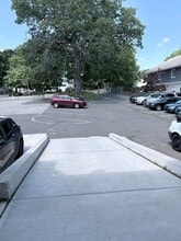 380 Horace St, Bridgeport, CT à louer Photo intérieure– Image 2 sur 5