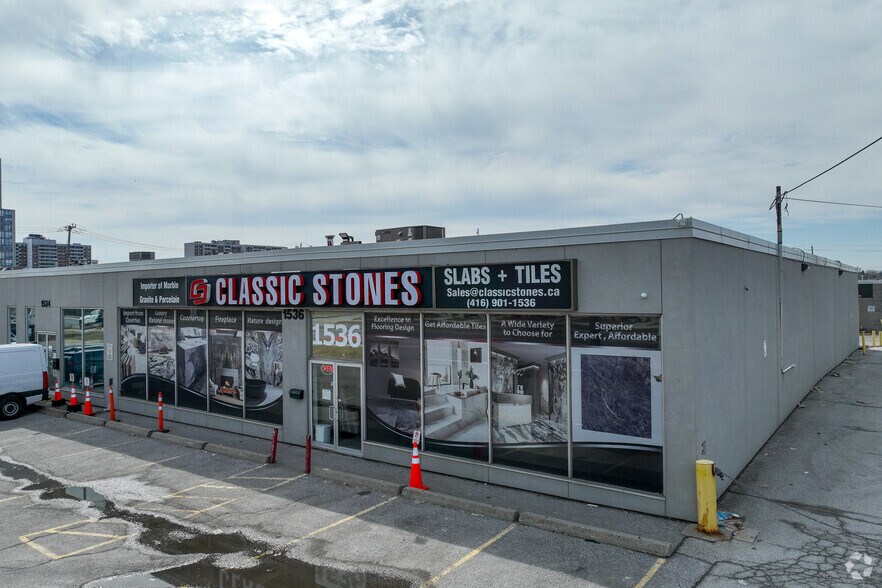 1530-1536 Midland Ave, Toronto, ON à louer - Photo principale – Image 1 sur 3