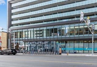 161-163 Eglinton Ave, Toronto, ON à louer Photo de l’immeuble– Image 1 sur 9