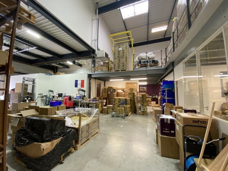 Industriel/Logistique dans Lieusaint à louer - Photo intérieure – Image 3 sur 6