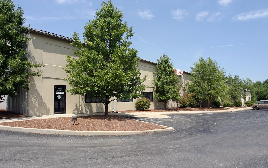 5640-5644 S Meridian St, Indianapolis, IN à vendre - Photo principale – Image 1 sur 1