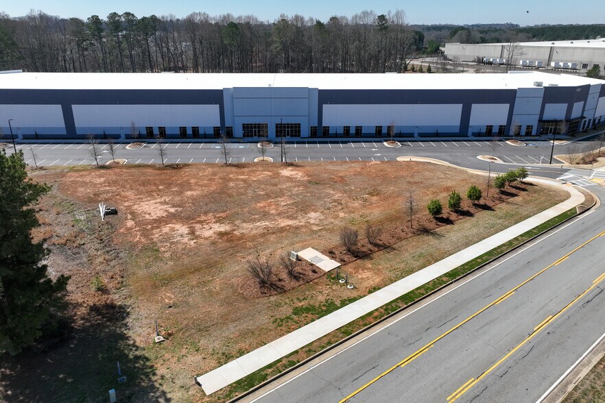 11335 Lewis Braselton Blvd, Braselton, GA à louer - Photo de la construction – Image 2 sur 2