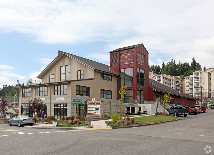 3261 NW Mount Vintage Way, Silverdale, WA à louer - Photo principale – Image 1 sur 3