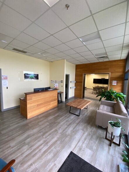 3156 N Valley Pike, Harrisonburg, VA à louer - Photo de l’immeuble – Image 1 sur 27
