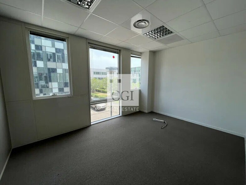 Bureau dans Lyon à louer - Photo de l’immeuble – Image 2 sur 9