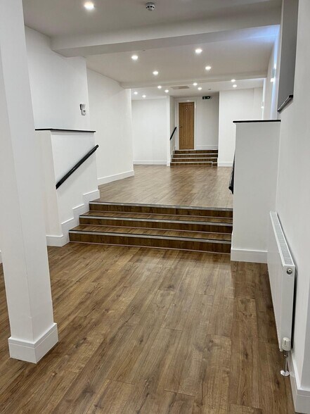 68A Bridge St, Worksop à louer - Photo de l’immeuble – Image 3 sur 5