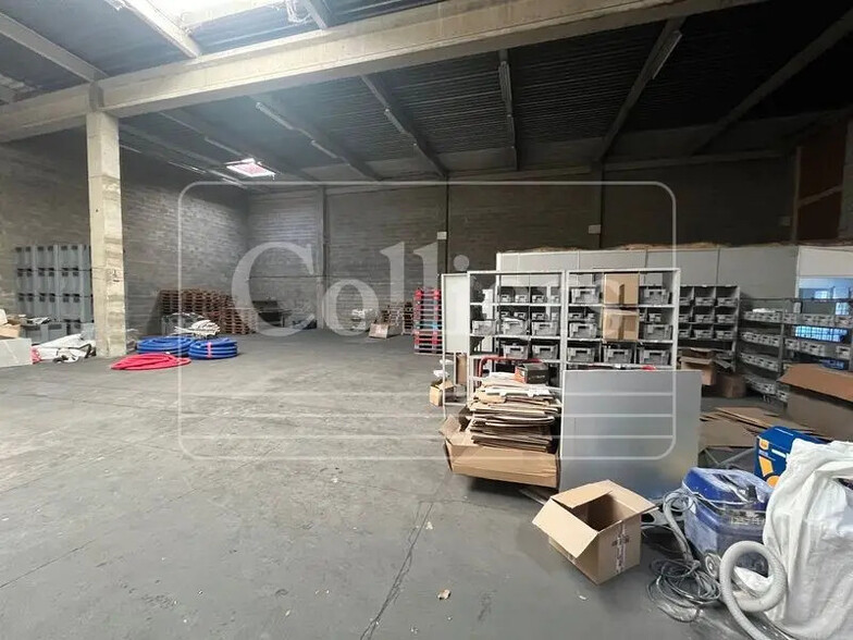 Local d’activités dans Vitrolles à louer - Photo intérieure – Image 3 sur 8