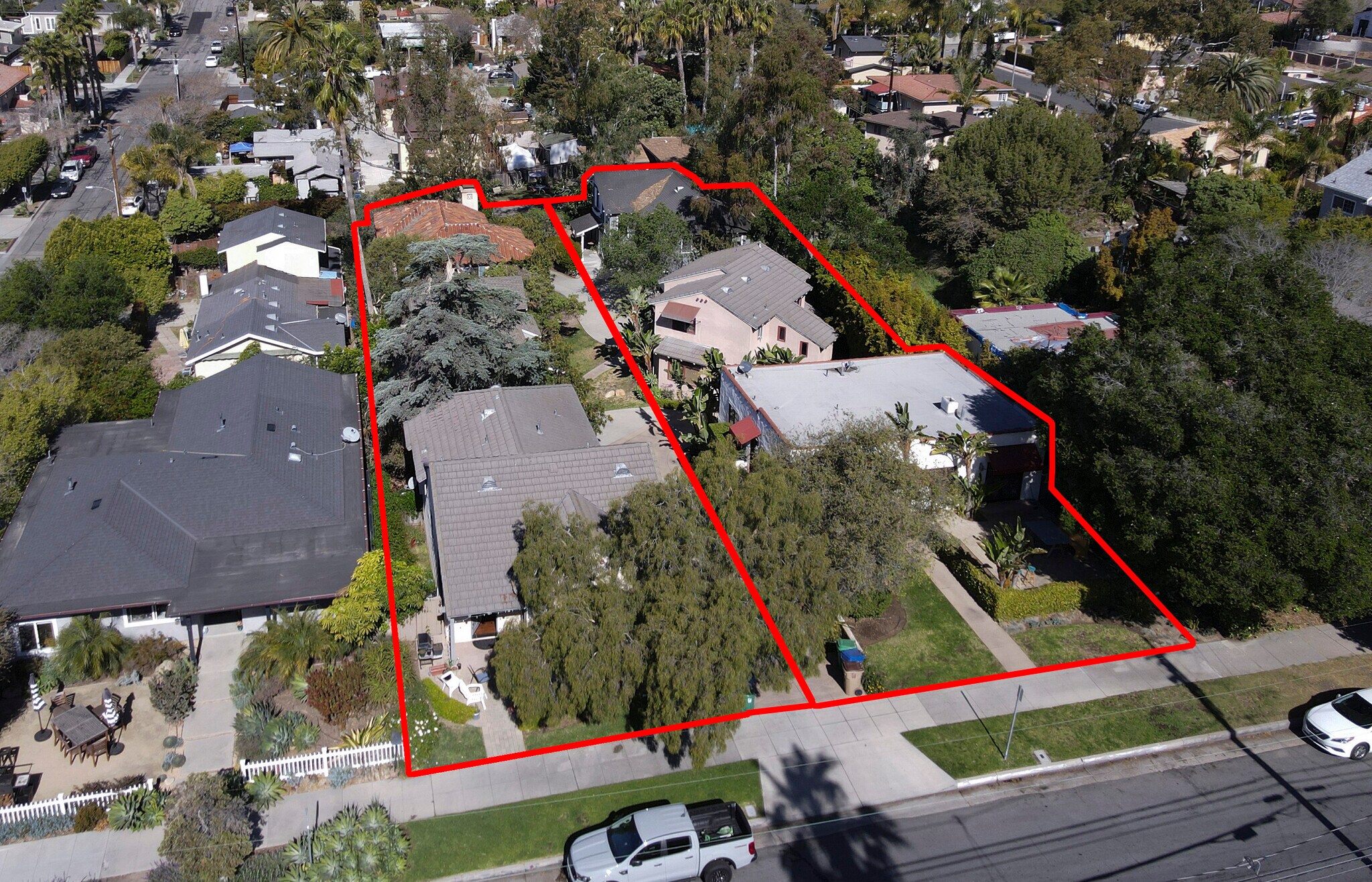 1107-1111 E Cota St, Santa Barbara, CA à vendre Photo principale– Image 1 sur 32