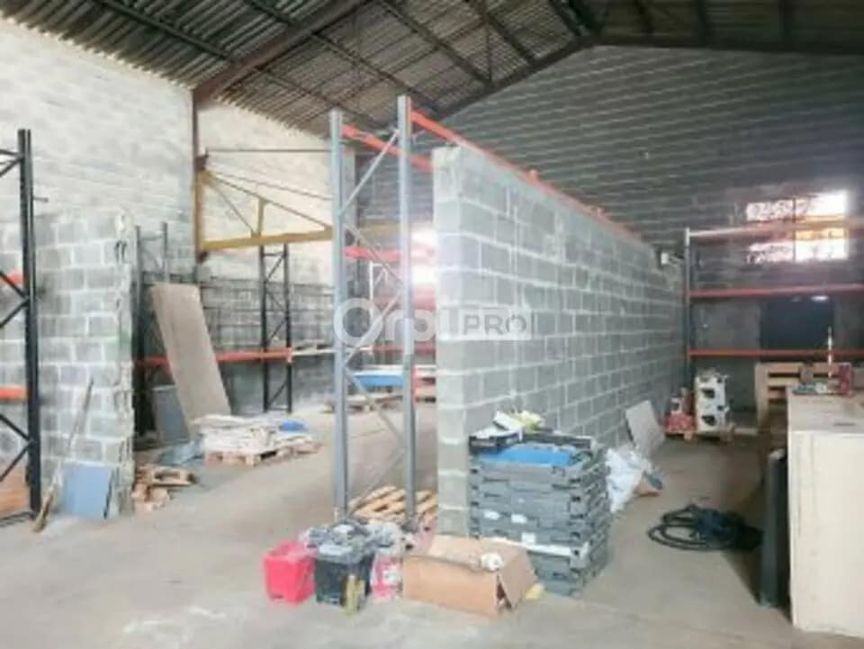 Local d'activités dans Domérat à vendre Photo de la construction– Image 1 sur 3