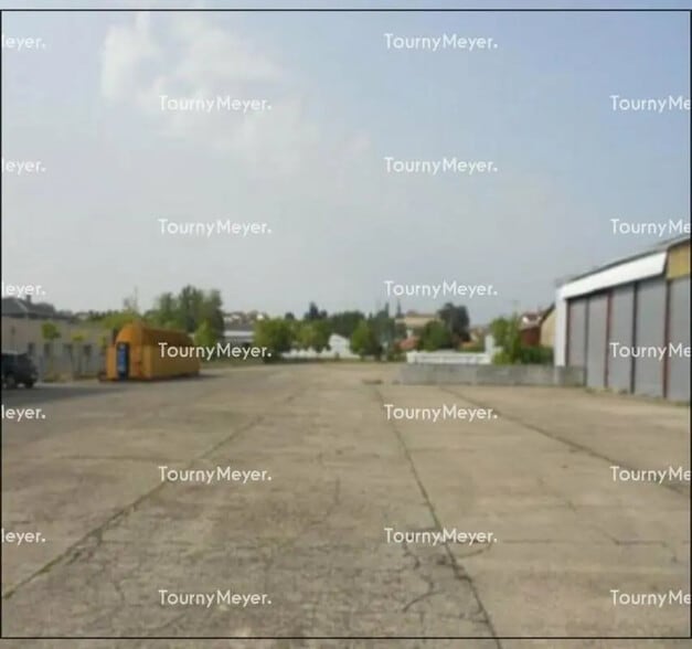 Industriel/Logistique dans Dax à vendre - Photo de l’immeuble – Image 2 sur 5