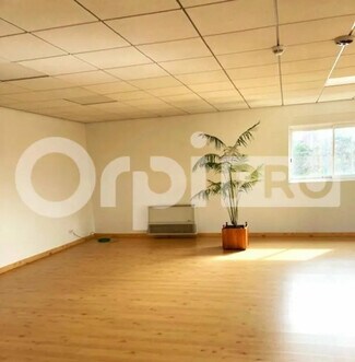 Plus de détails pour Bureau à louer