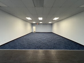 220-232 S Larkin Ave, Joliet, IL à louer Photo intérieure– Image 2 sur 2