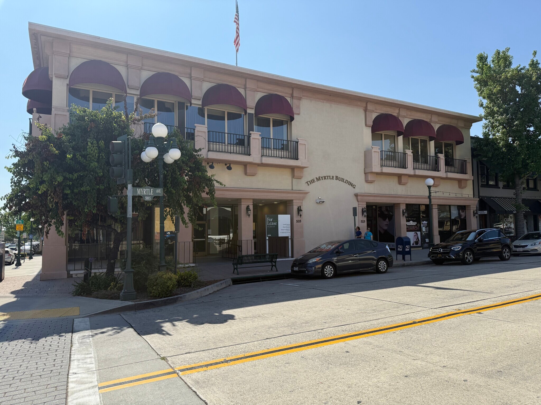 525-535 S Myrtle Ave, Monrovia, CA à louer Photo intérieure– Image 1 sur 5