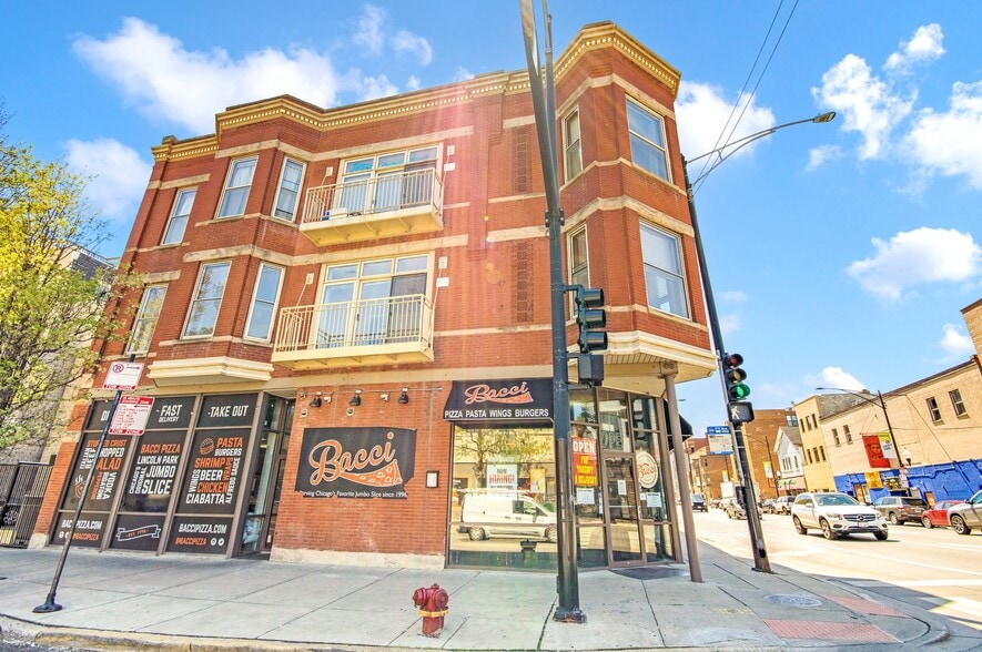 2557 N Halsted St, Chicago, IL à louer - Photo principale – Image 1 sur 5
