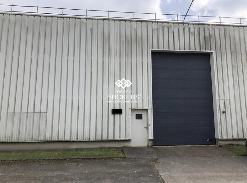 Industriel/Logistique dans Montataire à louer - Photo de l’immeuble – Image 2 sur 2