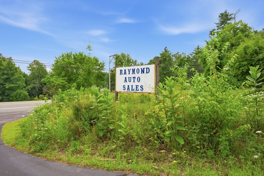 65 Chester Rd, Raymond, NH à vendre - Photo de l’immeuble – Image 2 sur 35