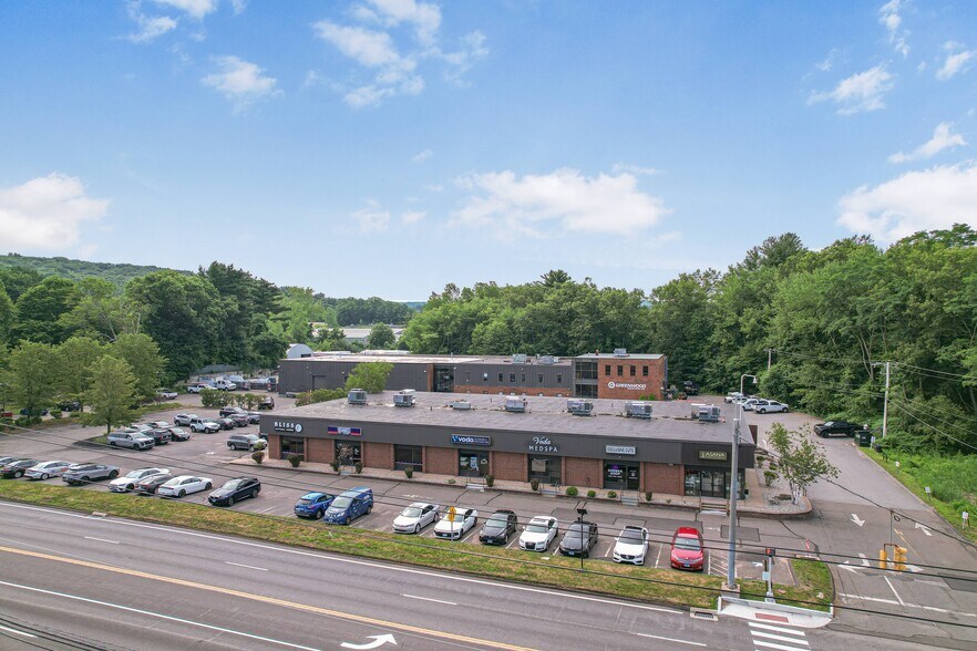 730 Hebron Ave, Glastonbury, CT à louer - Photo de l’immeuble – Image 2 sur 5