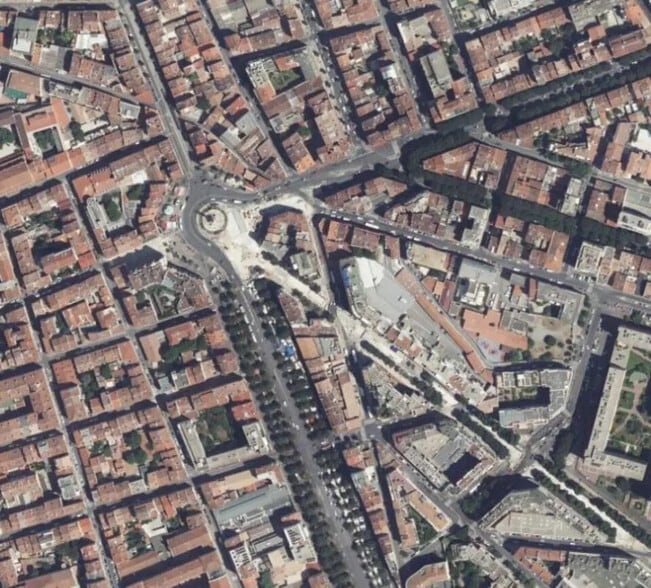 Local commercial dans Marseille à louer - Photo de l’immeuble – Image 1 sur 4