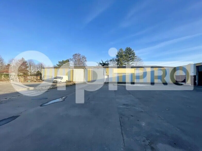 Industriel/Logistique dans Muizon à louer - Photo de la construction – Image 1 sur 2