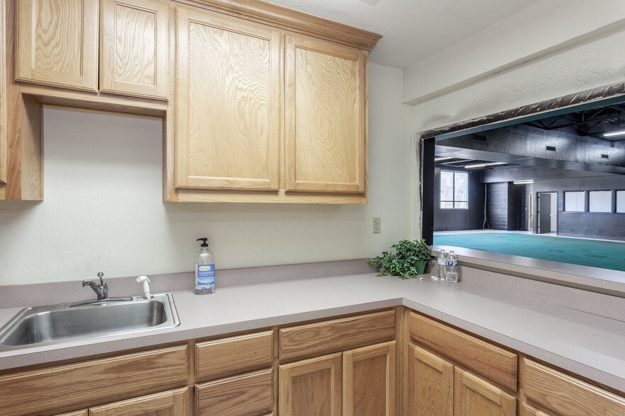 100 Collinsville St, Whitesboro, TX à vendre - Photo de l’immeuble – Image 2 sur 27