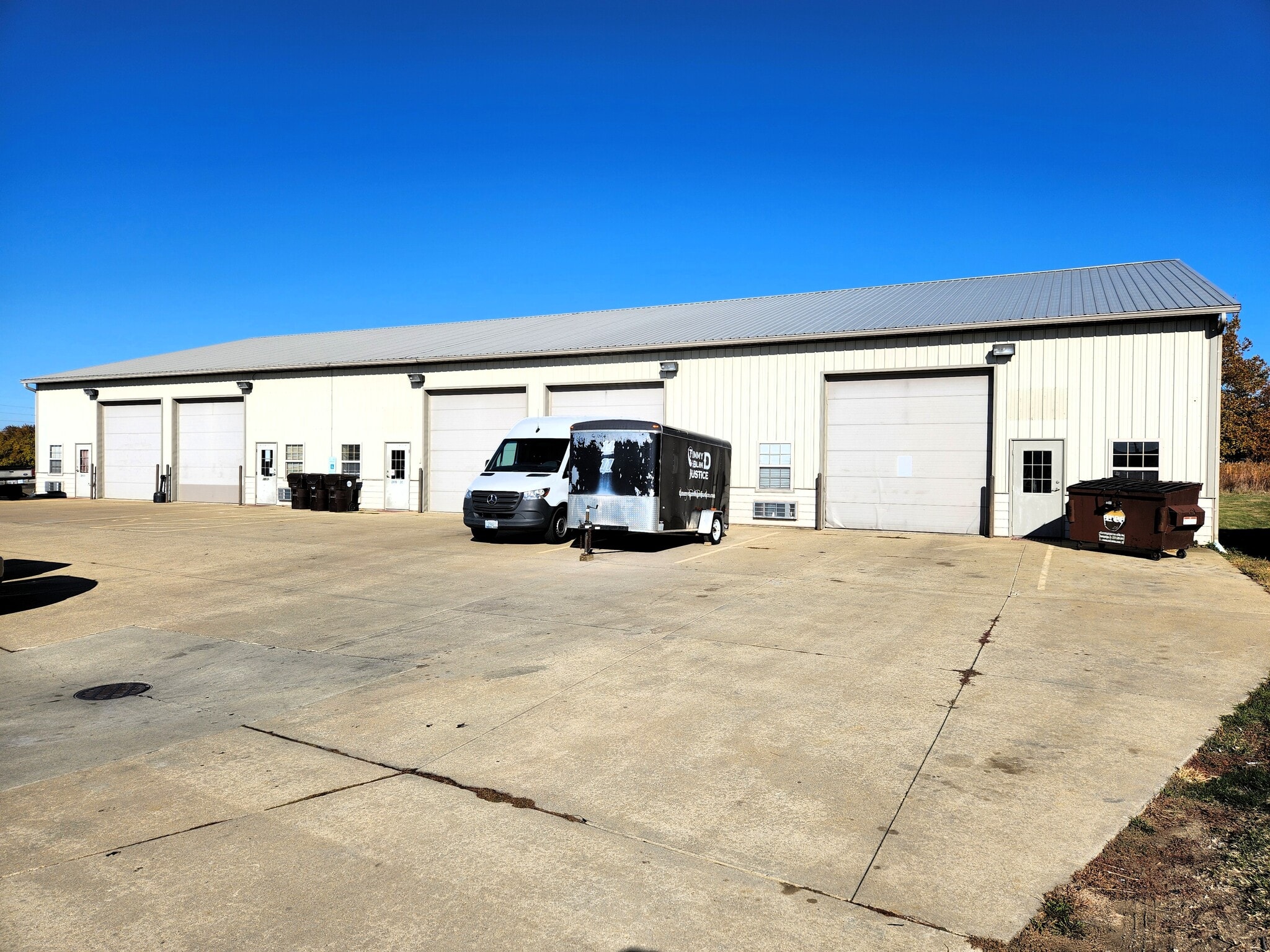 2810 Hundman Dr, Champaign, IL à louer Photo intérieure– Image 1 sur 2